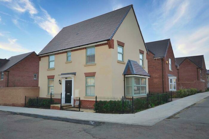 3 Bedroom Detached House To Rent In Leys Close, Corby, NN17