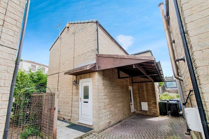 3 Bedroom Detached House For Sale In Hall Court, Brotherton, Knottingley, WF11