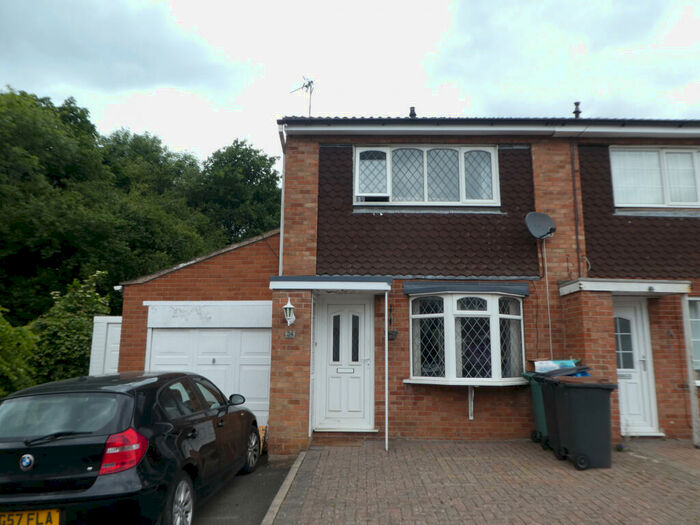 2 Bedroom Semi Detached House To Rent In Ilford Close, Bedworth, CV12