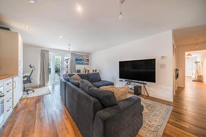 2 Bedroom Flat For Sale In Lime Tree House, Hook, Hampshire, RG27