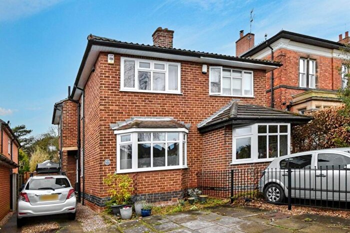3 Bedroom Semi-Detached House For Sale In Duffield Road, Darley Abbey, Derby, DE22
