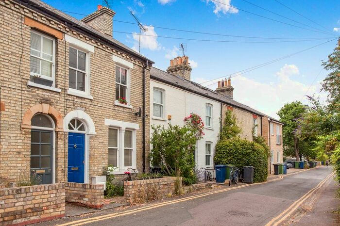 2 Bedroom Terraced House To Rent In Bermuda Road, Cambridge, CB4