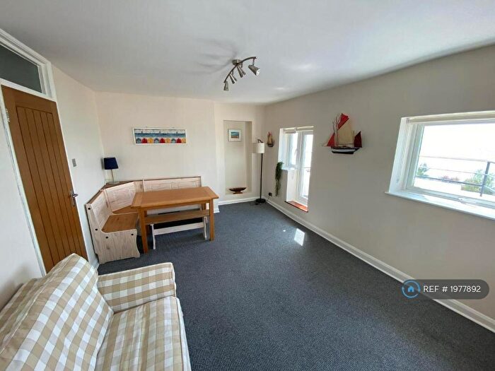 1 Bedroom Penthouse To Rent In Marine Parade, Worthing, BN11