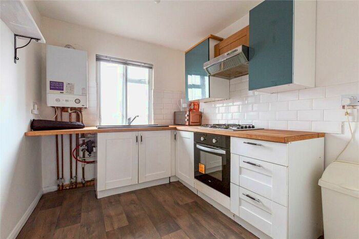 1 Bedroom Apartment To Rent In Gilda Parade, Bristol, BS14
