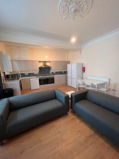7 Bedroom Flat To Rent In Wesley Place, Bristol, BS8