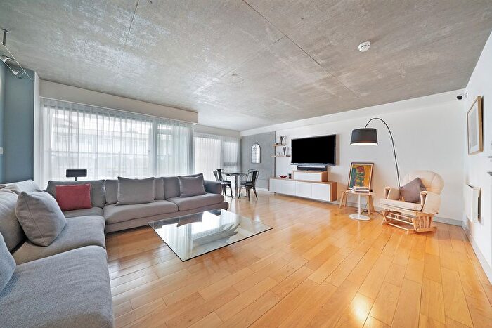 2 Bedroom Flat To Rent In Micawber Wharf, Micawber Street, N1