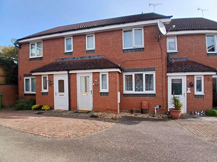 3 Bedroom Terraced House For Sale In Violet Close, Oakley Vale, Corby, NN18