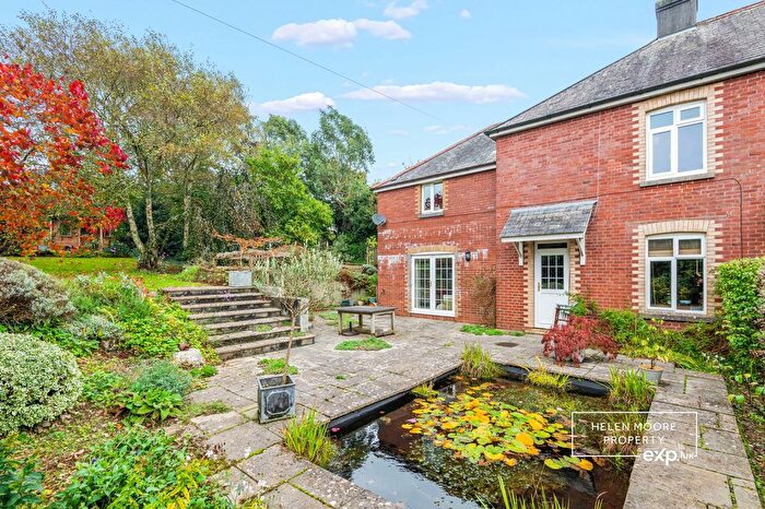 4 Bedroom Semi-Detached House For Sale In Woodleigh, Kingsbridge, Devon, TQ7