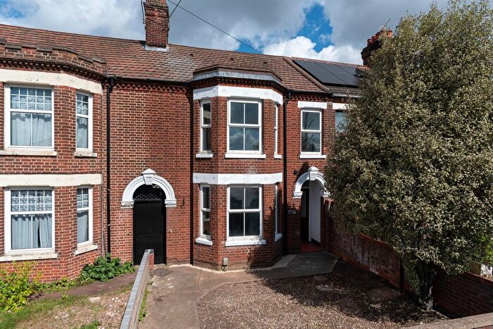4 Bedroom Terraced House For Sale In Earlham Road, Norwich, NR4