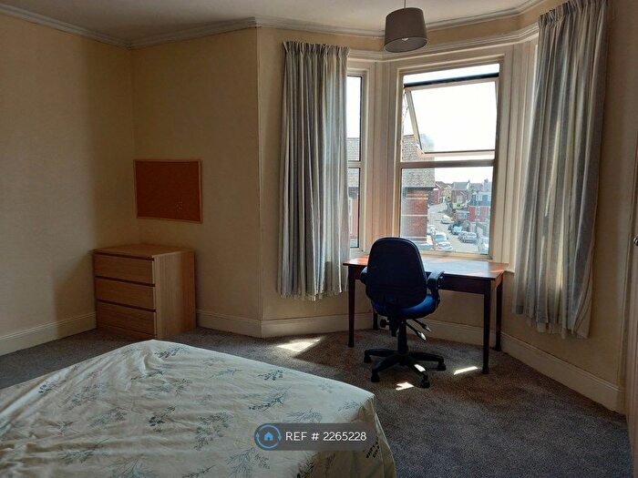 5 Bedroom Terraced House To Rent In Pinhoe Road, Exeter, EX4