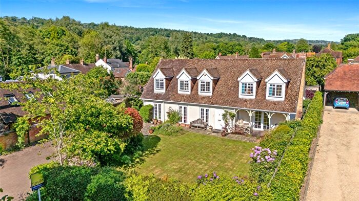 4 Bedroom Detached House For Sale In Willow Walk, Shere, Guildford, Surrey, GU5