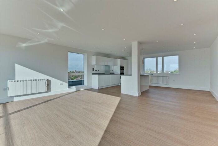 2 Bedroom Penthouse To Rent In Kinsheron Place, Pemberton Road, East Molesey, Surrey, KT8