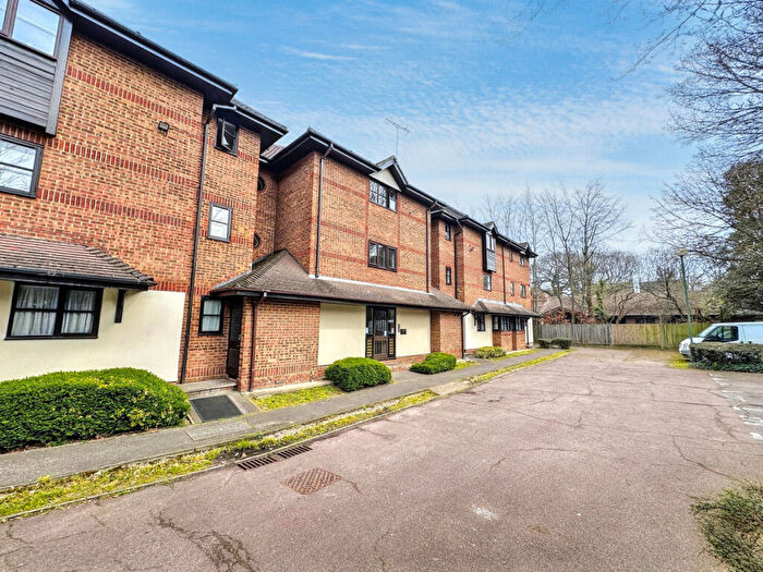 1 Bedroom Flat To Rent In Osbourne Road, Dartford, DA2