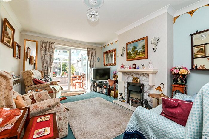 2 Bedroom Bungalow For Sale In Ashdown Walk, New Milton, Hampshire, BH25