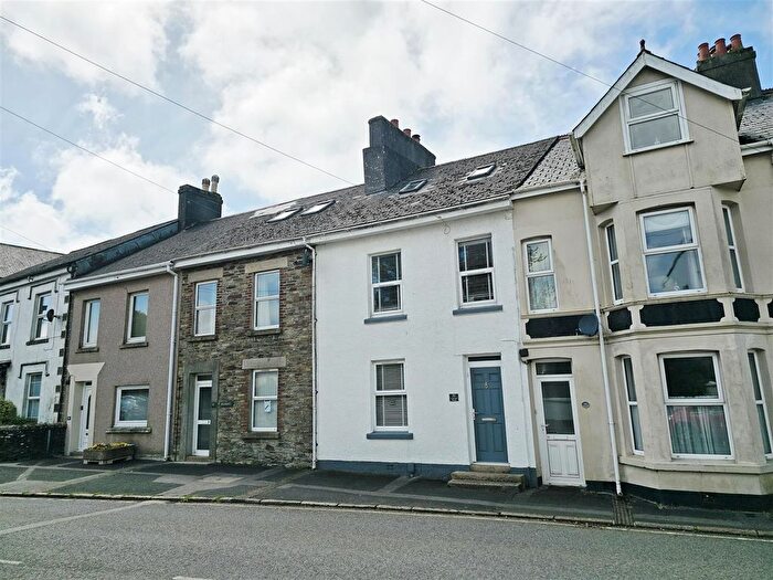 3 Bedroom Terraced House For Sale In Liskeard Road, Callington, PL17