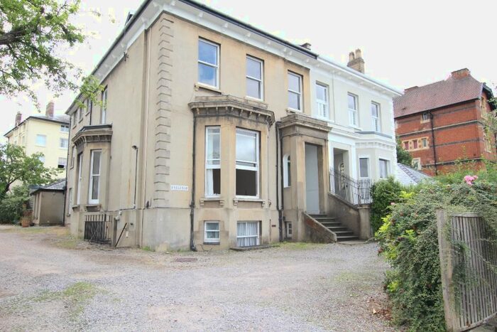 1 Bedroom Flat To Rent In Western Road, Cheltenham GL50