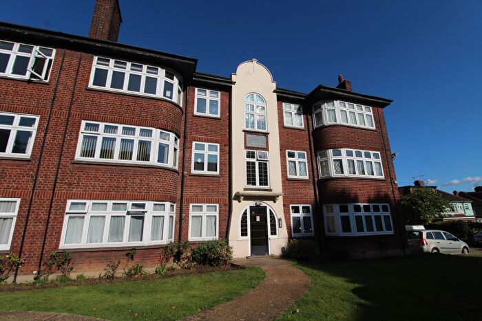 2 Bedroom Apartment To Rent In Hill Court, Main Road, Romford, Essex, RM1