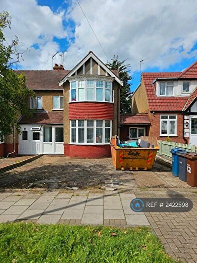 4 Bedroom Semi-Detached House To Rent In Somervell Road, Harrow., Uk, HA2