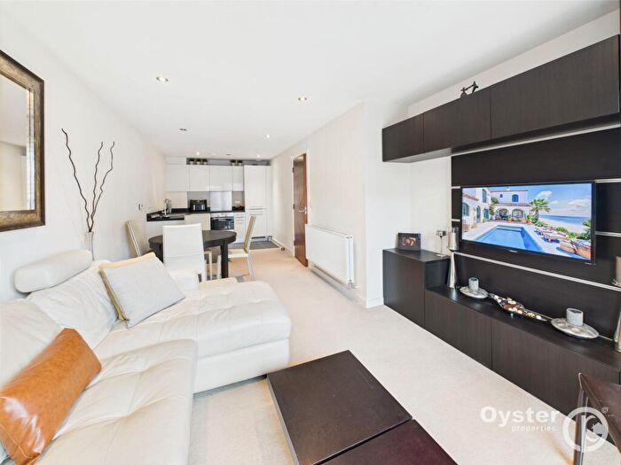 1 Bedroom Flat For Sale In Howard Road, Stanmore, HA7