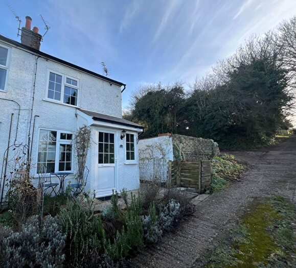 1 Bedroom Cottage For Sale In The Baulk, Ivinghoe, Leighton Buzzard, LU7