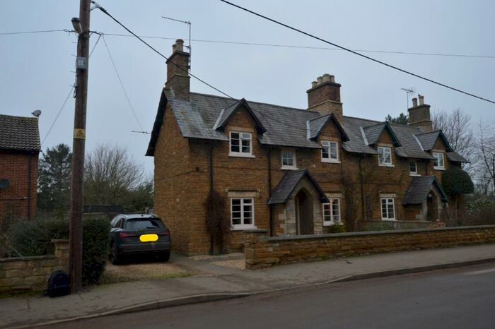 3 Bedroom Cottage To Rent In Main Street, Woolsthorpe By Belvoir, NG32