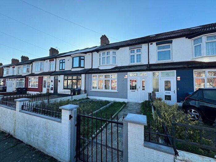 3 Bedroom Terraced House To Rent In Northfield Road, Ponders End, EN3