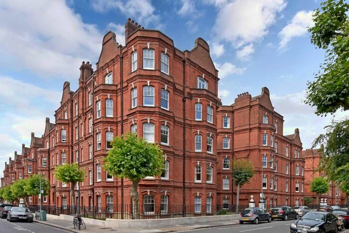 1 Bedroom Flat To Rent In Faraday Mansions, Queens Club Gardens, London, W14