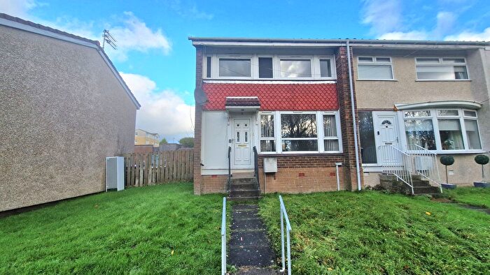 3 Bedroom End Of Terrace House To Rent In Kirknethan, Wishaw, ML2