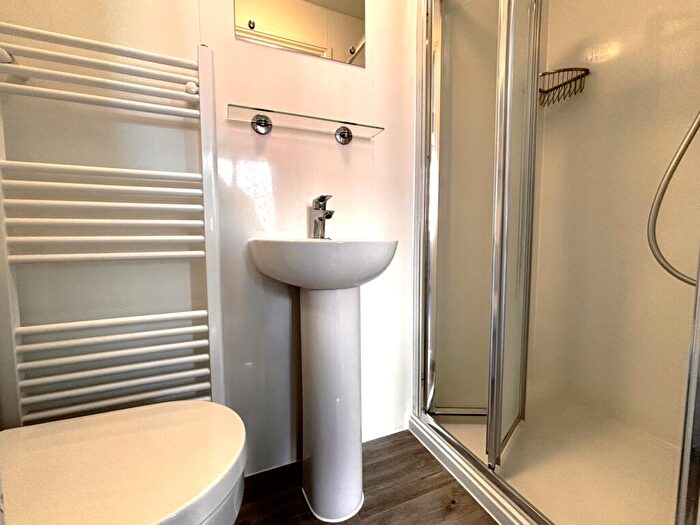 2 Bedroom Flat For Sale In Burlington Road, Swanage, Dorset, BH19 - Photo 9