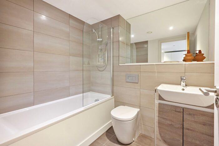 1 Bedroom Flat To Rent In The Lansdowne, Hagley Road, Birmingham, B16