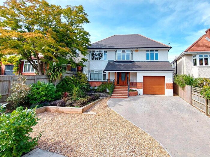 4 Bedroom Detached House For Sale In Mayfield Avenue, Lower Parkstone, Poole, BH14
