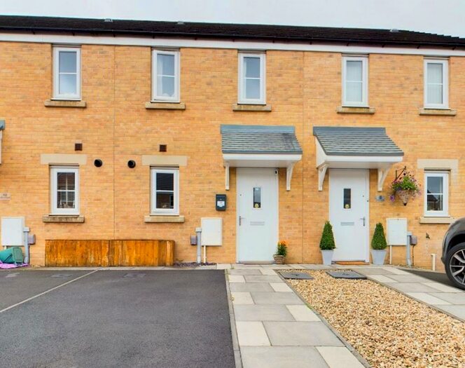 2 Bedroom Terraced House To Rent In Heol Y Pibydd, Gorseinon, Swansea, SA4