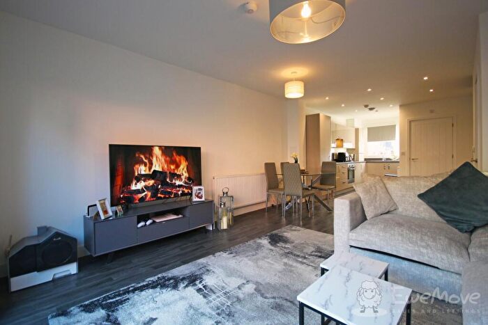 2 Bedroom End Of Terrace House For Sale In Cherry Hinton Close, Ebbsfleet Valley, Kent, DA10