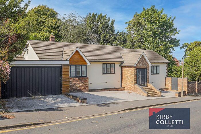 3 Bedroom Detached Bungalow To Rent In Walton Road, Ware, SG12