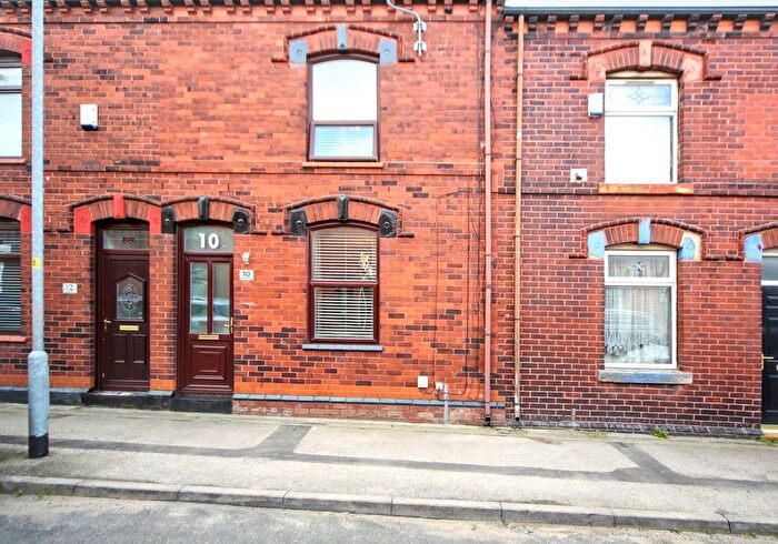2 Bedroom Terraced House For Sale In Ratcliffe Street, Wigan, WN6