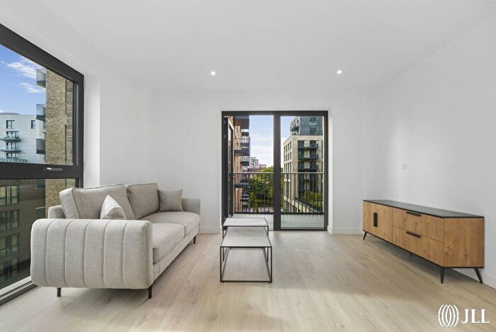 1 Bedroom Flat To Rent In Goodchild Road, London, N4