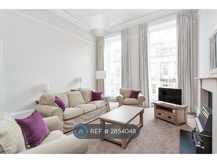 3 Bedroom Flat To Rent In Newtown/Stockbridge, Edinburgh, EH4