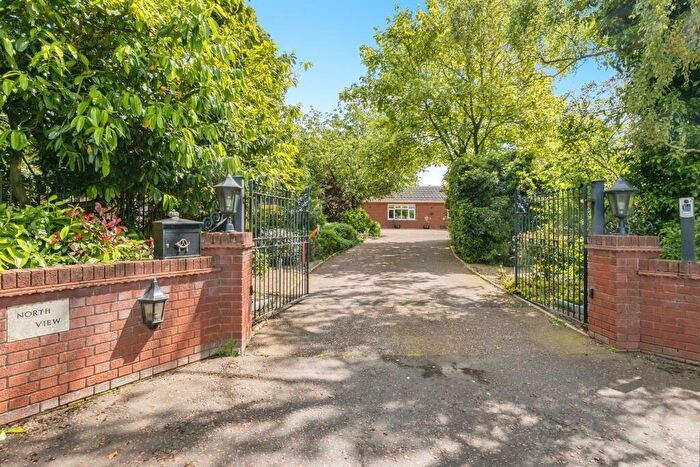 5 Bedroom House To Rent In Norwich Road, Attleborough, NR17