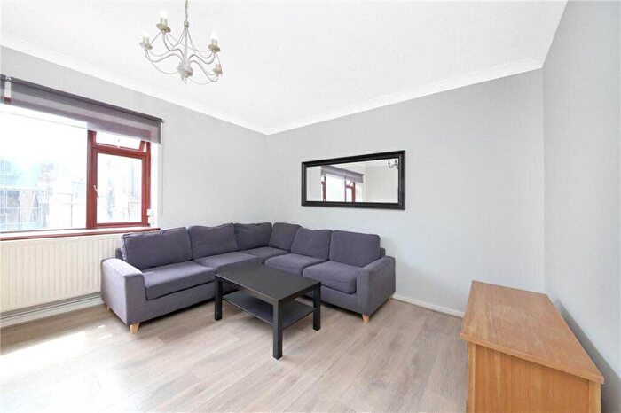 2 Bedroom Flat To Rent In New Goulston Street, City, London, E1