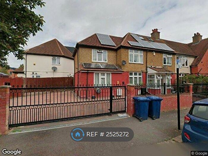 1 Bedroom Maisonette To Rent In Sycamore Avenue, London, W5