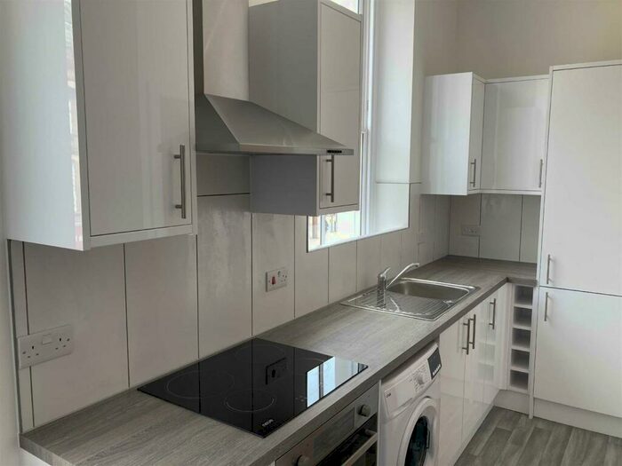 1 Bedroom Flat To Rent In Holmesdale Terrace, Folkestone, CT20