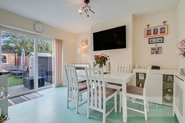 3 Bedroom Terraced House For Sale In Wyresdale Crescent, Perivale, UB6