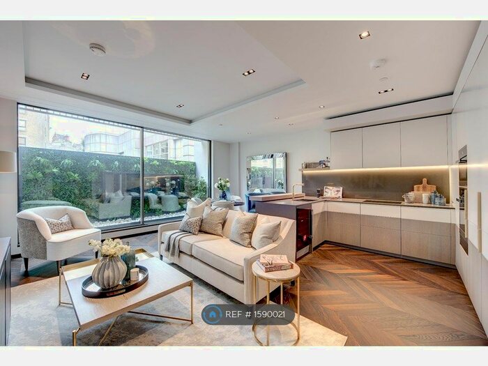 2 Bedroom Flat To Rent In The Colyer, London, WC2H