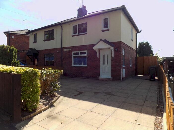 2 Bedroom Semi-Detached House To Rent In Bull Street, Brierley Hill DY5