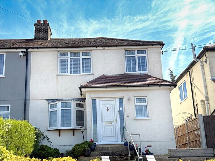 3 Bedroom Semi-Detached House For Sale In St. James Avenue West, Stanford-le-Hope, Essex, SS17