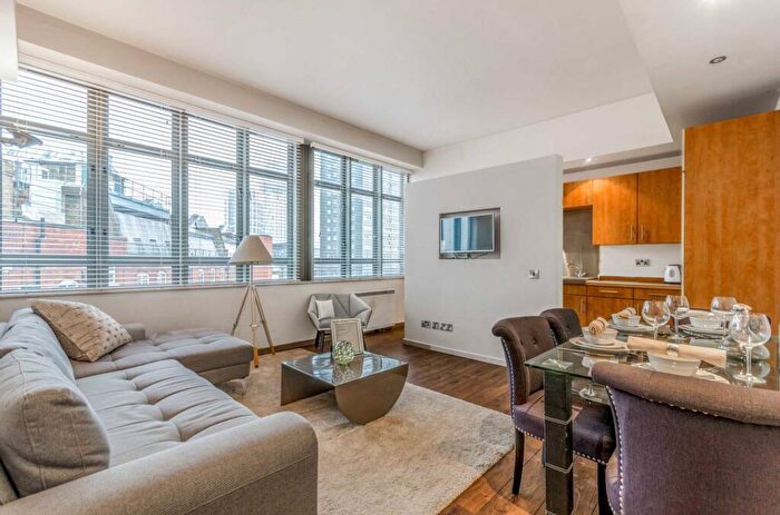 2 Bedroom Flat To Rent In City Road, City, London, EC1V