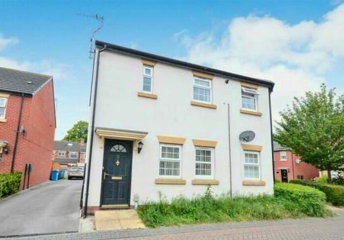 2 Bedroom Flat To Rent In Bunkers Hill Road, Hull, HU4