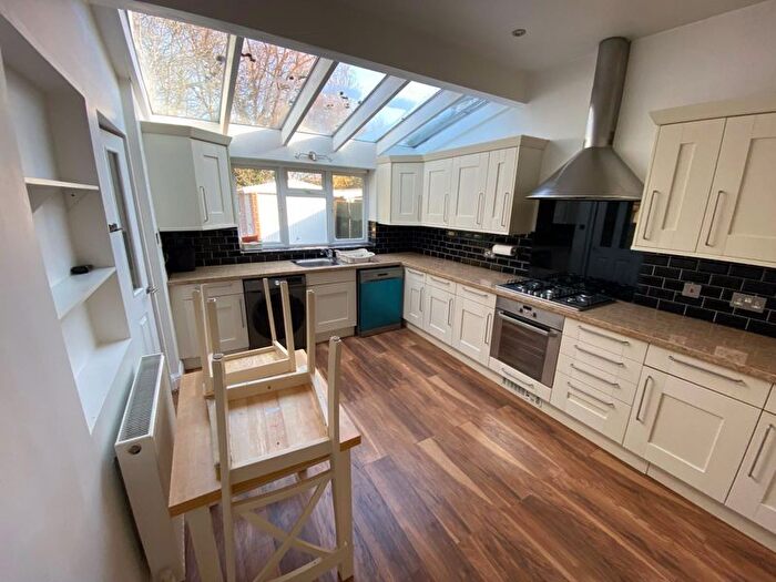 2 Bedroom Bungalow To Rent In Manor Park Drive, Harrow, HA2