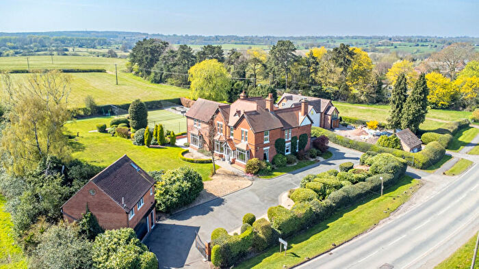 6 Bedroom Detached House For Sale In Coventry Road, Fillongley, Warwickshire, CV7