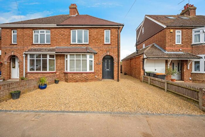 3 Bedroom Semi-Detached House For Sale In Highbury Grove, Clapham, Bedford, Bedfordshire, MK41
